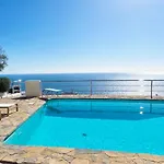 R7- Luxury With Ocean Views וילה בנאלמדנה