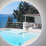 R7- Luxury With Ocean Views וילה בנאלמדנה