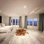 R7- Luxury With Ocean Views בנאלמדנה