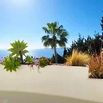 וילה R7- Luxury With Ocean Views בנאלמדנה