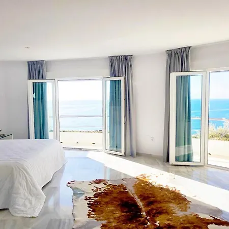 R7- Luxury With Ocean Views Villa