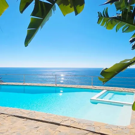 Villa R7- Luxury With Ocean Views *