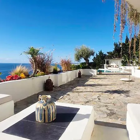 R7- Luxury With Ocean Views Villa