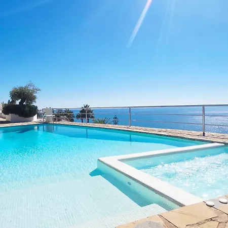 R7- Luxury With Ocean Views