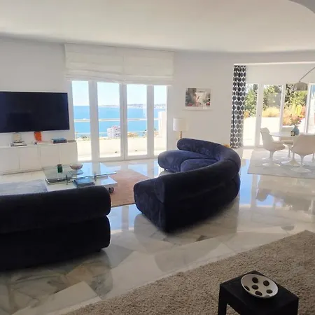 R7- Luxury With Ocean Views *