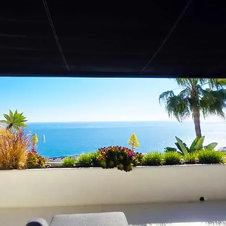 R7- Luxury With Ocean Views Villa